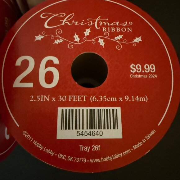 4 NEW Holiday Adorable Snowman Wired Edge Ribbon - 2.5” x 30 Ft each - Picture 2 of 4